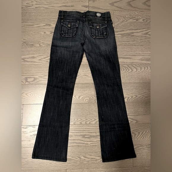 Rock & Republic:  Jeans - Picture 1 of 5